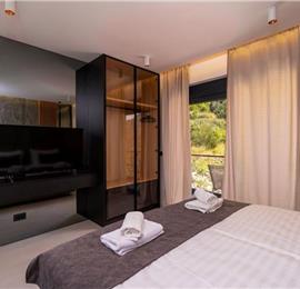 4 bedroom villa with pool in Dubrovnik region, sleeps 8 